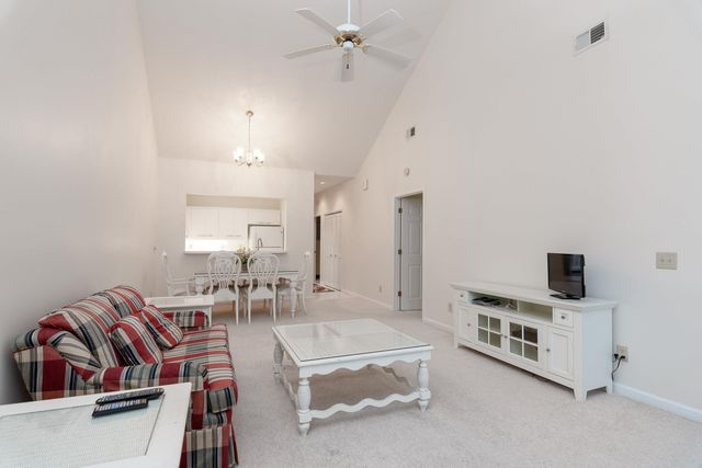 808 Castleford Cir Apt 3F, Myrtle Beach, SC 29572