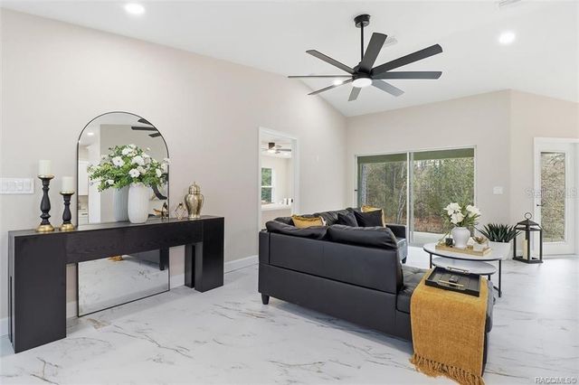 7821 N SARAZEN DRIVE, Citrus Springs, FL 34434