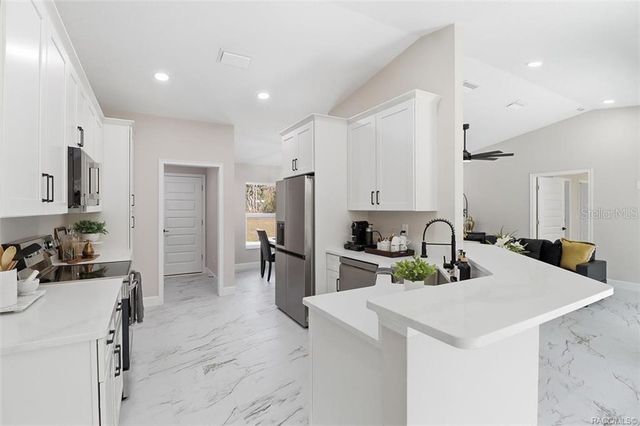 7821 N SARAZEN DRIVE, Citrus Springs, FL 34434