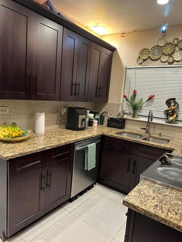 833 Briggs Street Street, West Palm Beach, FL 33405