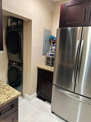 833 Briggs Street Street, West Palm Beach, FL 33405