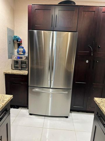 833 Briggs Street Street, West Palm Beach, FL 33405