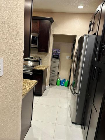 833 Briggs Street Street, West Palm Beach, FL 33405