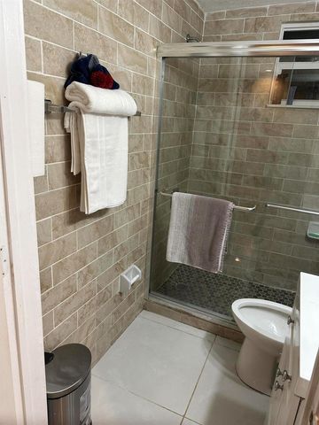 833 Briggs Street Street, West Palm Beach, FL 33405
