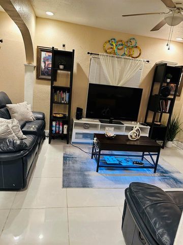 833 Briggs Street Street, West Palm Beach, FL 33405