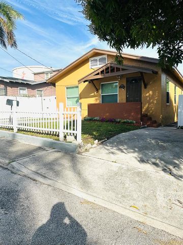 833 Briggs Street Street, West Palm Beach, FL 33405