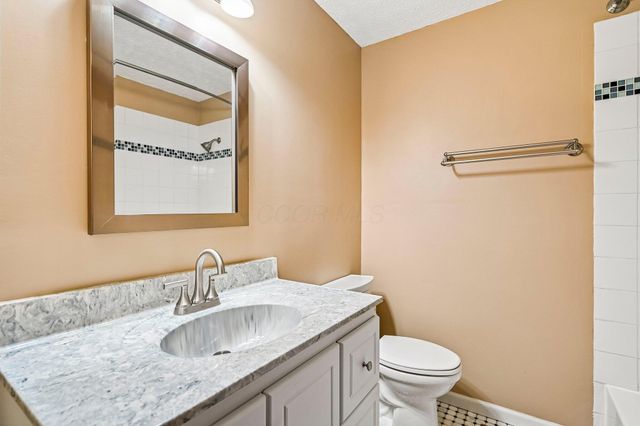 4031 Freedom Ridge Court, Columbus, OH 43230