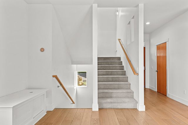 4323 Murryhill Terrace, Medford, OR 97504