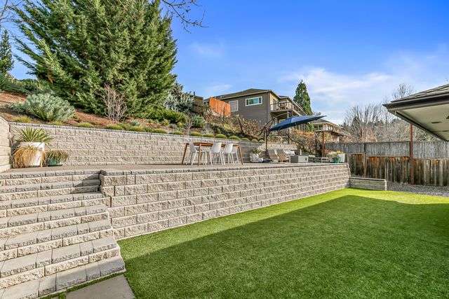 4323 Murryhill Terrace, Medford, OR 97504