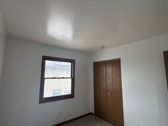 910 E 152nd Place, Phoenix, IL 60426