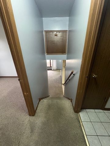 910 E 152nd Place, Phoenix, IL 60426