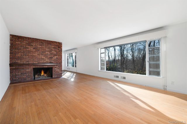 530 West Street, Harrison, NY 10528