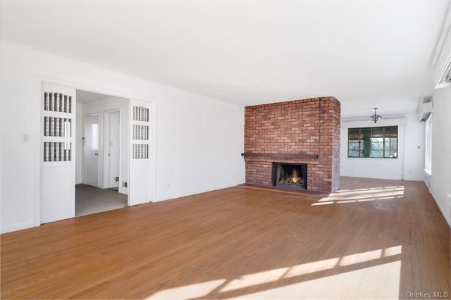 530 West Street, Harrison, NY 10528