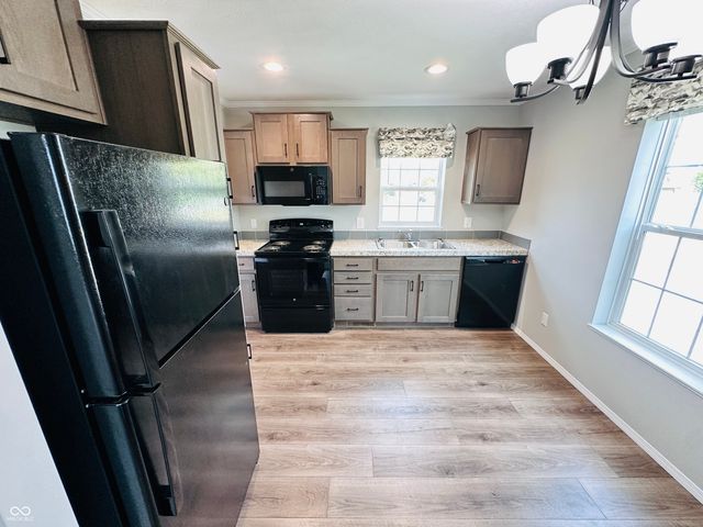 2219 E Fowler Street, Anderson, IN 46012