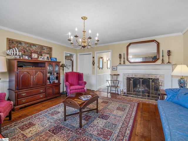 305 Saugus Road, Spartanburg, SC 29307