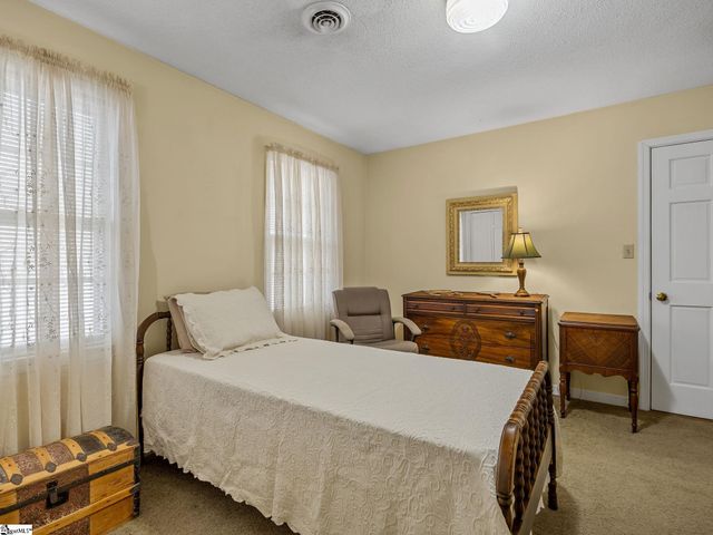 305 Saugus Road, Spartanburg, SC 29307