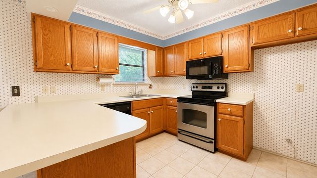 1350 26th Street NE, Paris, TX 75460