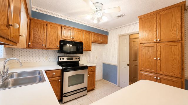 1350 26th Street NE, Paris, TX 75460