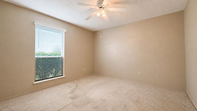1350 26th Street NE, Paris, TX 75460