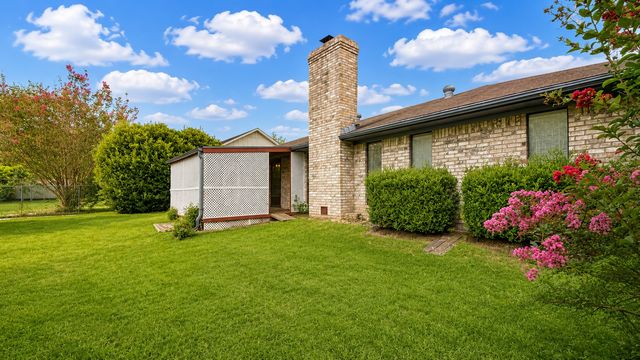 1350 26th Street NE, Paris, TX 75460