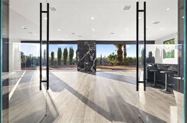 237 East Eldorado Lane, Las Vegas, NV 89123