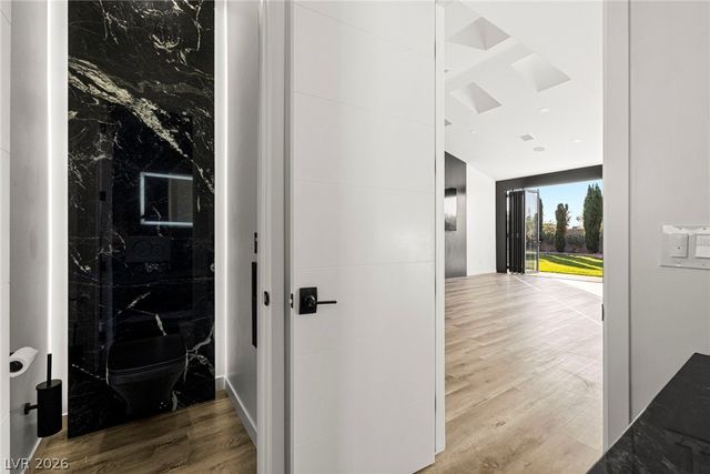 237 East Eldorado Lane, Las Vegas, NV 89123