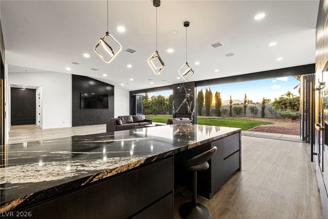 237 East Eldorado Lane, Las Vegas, NV 89123