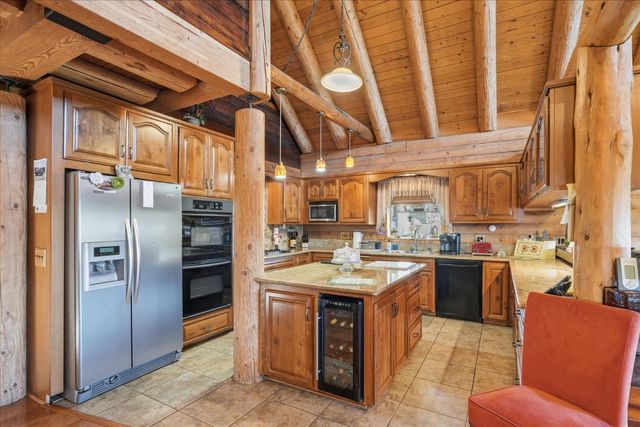 43227 Leach Road, Ahwahnee, CA 93601