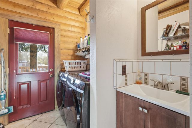 43227 Leach Road, Ahwahnee, CA 93601