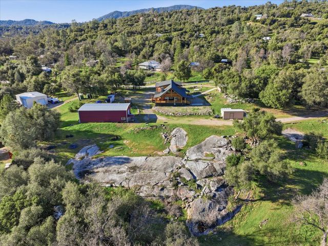 43227 Leach Road, Ahwahnee, CA 93601