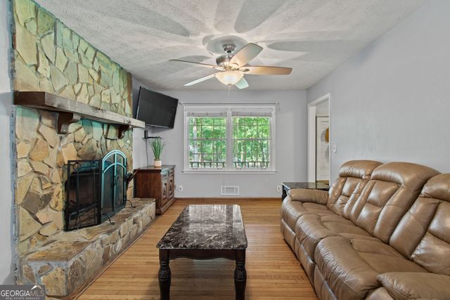 1873 RAINTREE Court, Snellville, GA 30078
