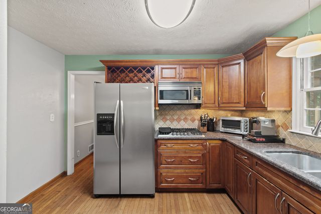 1873 RAINTREE Court, Snellville, GA 30078