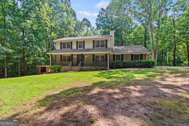 1873 RAINTREE Court, Snellville, GA 30078