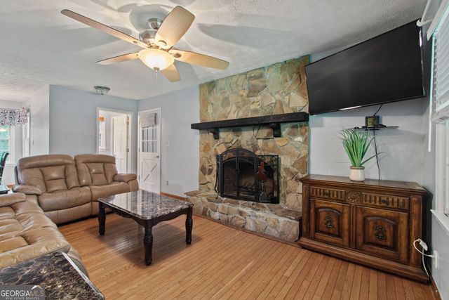 1873 RAINTREE Court, Snellville, GA 30078