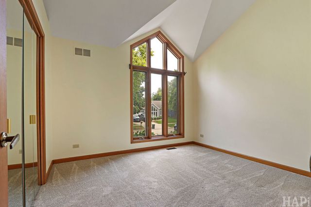 1219 Golf View Drive, Woodridge, IL 60517