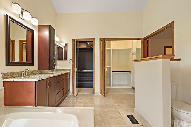 1219 Golf View Drive, Woodridge, IL 60517