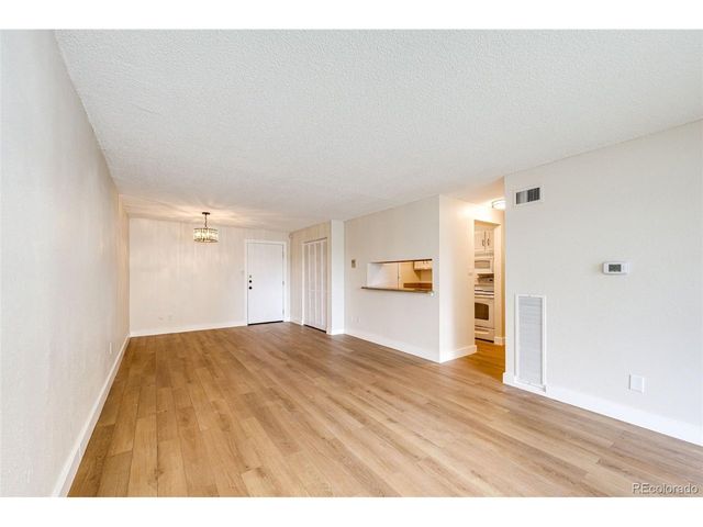 2 Adams St 508, Denver, CO 80206