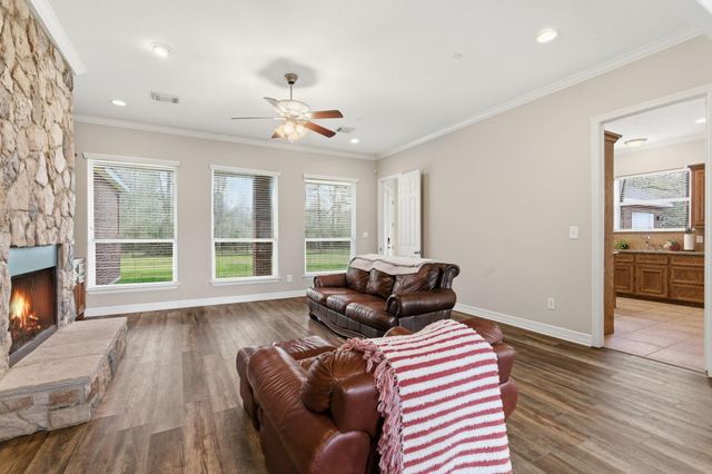 12311 Post Oak Court, Magnolia, TX 77354