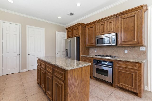 12311 Post Oak Court, Magnolia, TX 77354