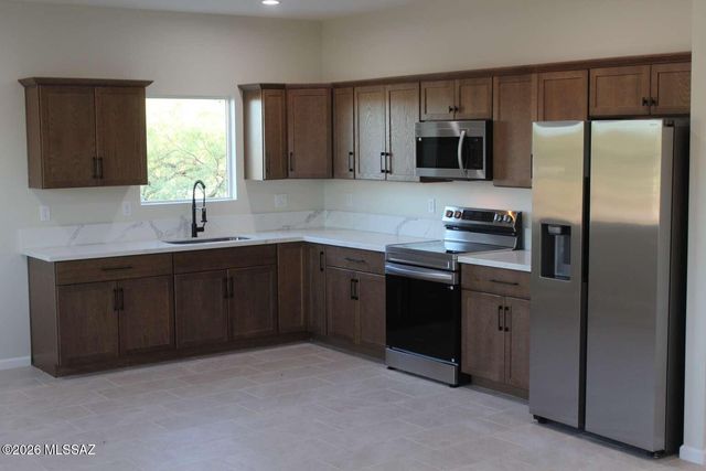 16870 W Chumblers Road, Tucson, AZ 85736
