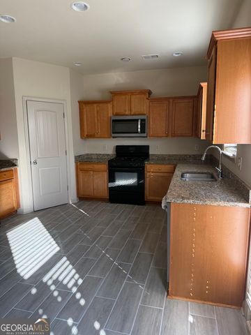 2733 Knelston Oak Way, Suwanee, GA 30024
