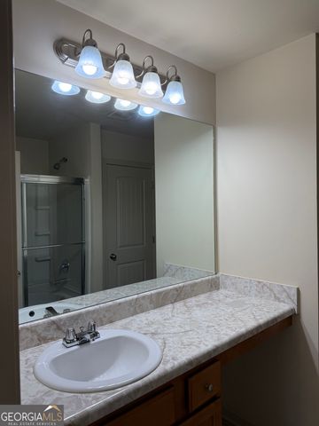 2733 Knelston Oak Way, Suwanee, GA 30024