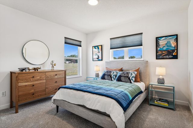 18577 Lincoln Street NW, Elk River, MN 55330