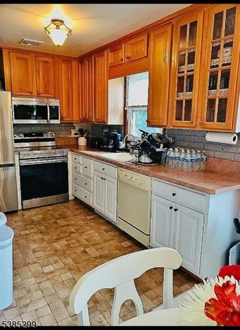 10 Ley Pl, Sussex Boro, NJ 07461