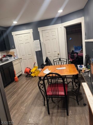 60 Fulton St, East Orange City, NJ 07017