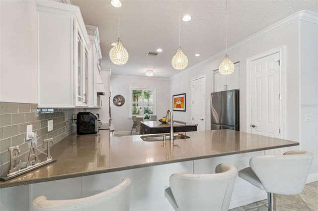 3610 E CLARK CIRCLE, Tampa, FL 33629