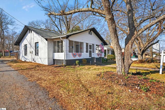 121 Holland Street, Gaffney, SC 29341