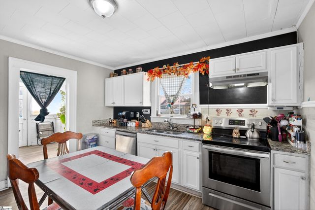 121 Holland Street, Gaffney, SC 29341