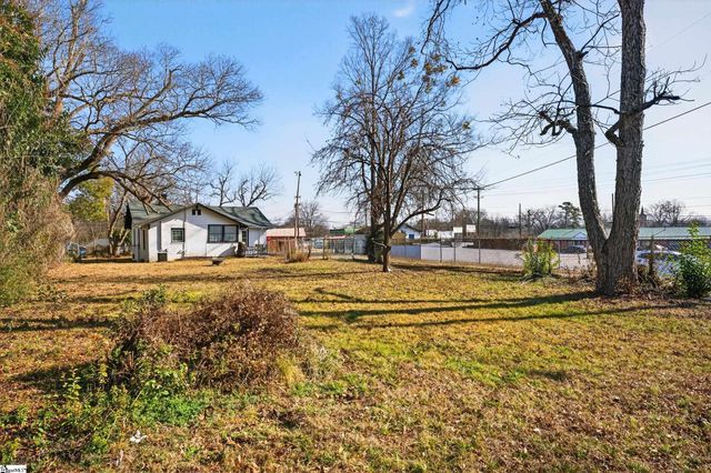 121 Holland Street, Gaffney, SC 29341