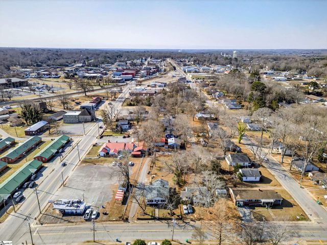 121 Holland Street, Gaffney, SC 29341